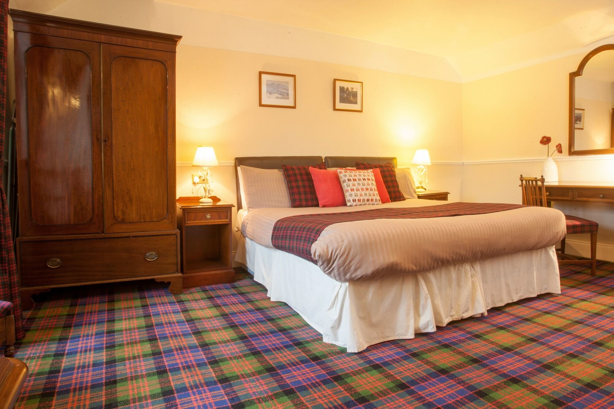 Glenmoriston Arms Hotel Invermoriston Zewnętrze zdjęcie
